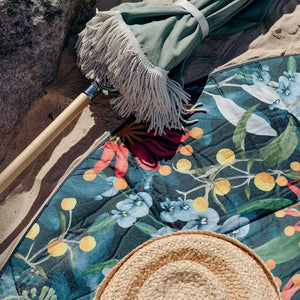 The Love Rug by Basil Bangs is the perfect blend of style and function, designed to elevate any indoor or outdoor space. Spill-proof, padded, and compact, it's a versatile everyday essential.