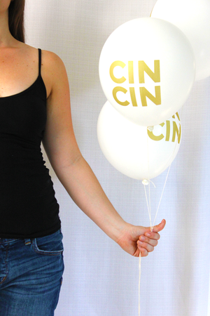 
                
                    Load image into Gallery viewer, Cin Cin White &amp;amp; Gold Balloons (set of 3)
                
            