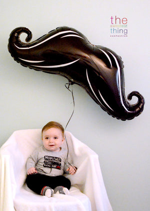 
                
                    Load image into Gallery viewer, Moustache Balloon
                
            